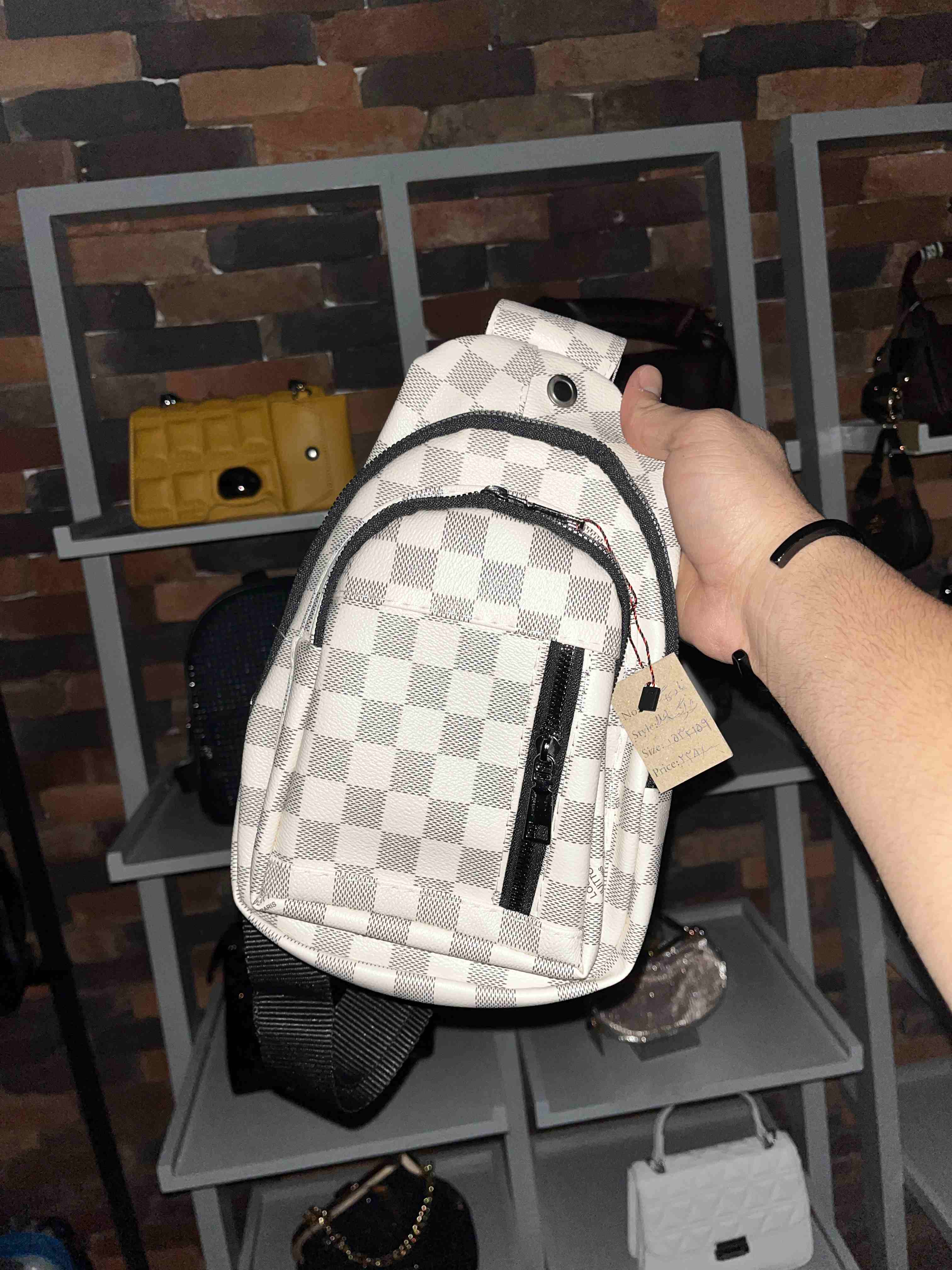 بادی بگ لوییس ویتون